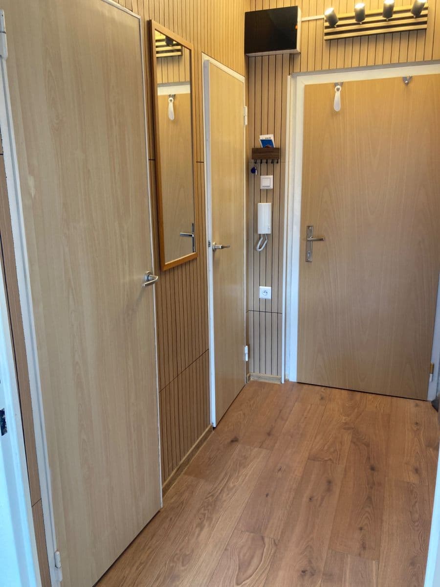 Prenájom bytu 1-izbový 34 m², Vlachova, Praha, Praha Prenájom bytu 1-izbový 34 m², Vlachova, Praha, Praha