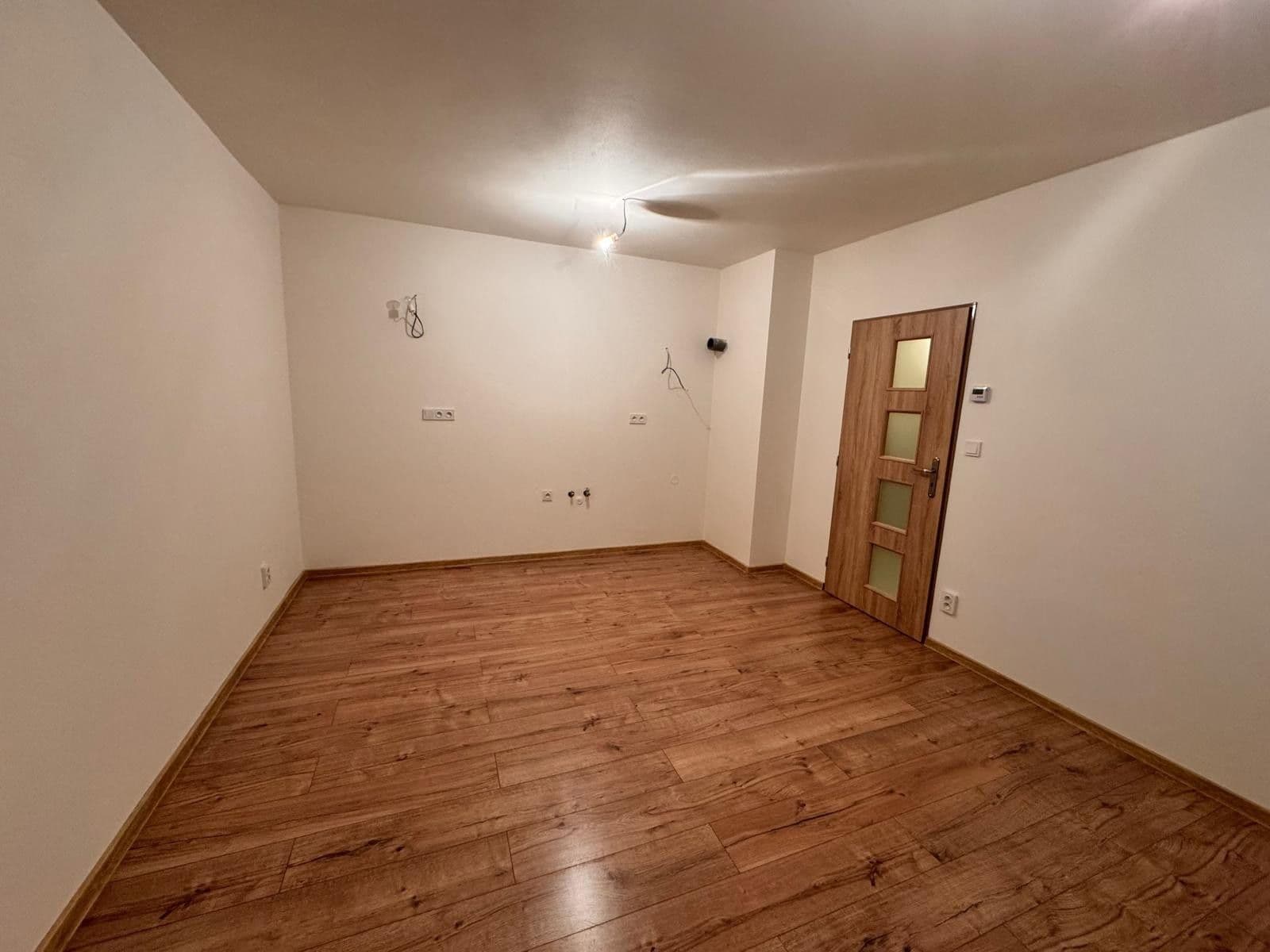 Prenájom bytu 2-izbový 44 m², Malátova, Městec Králové, Středočeský kraj Prenájom bytu 2-izbový 44 m², Malátova, Městec Králové, Středočeský kraj