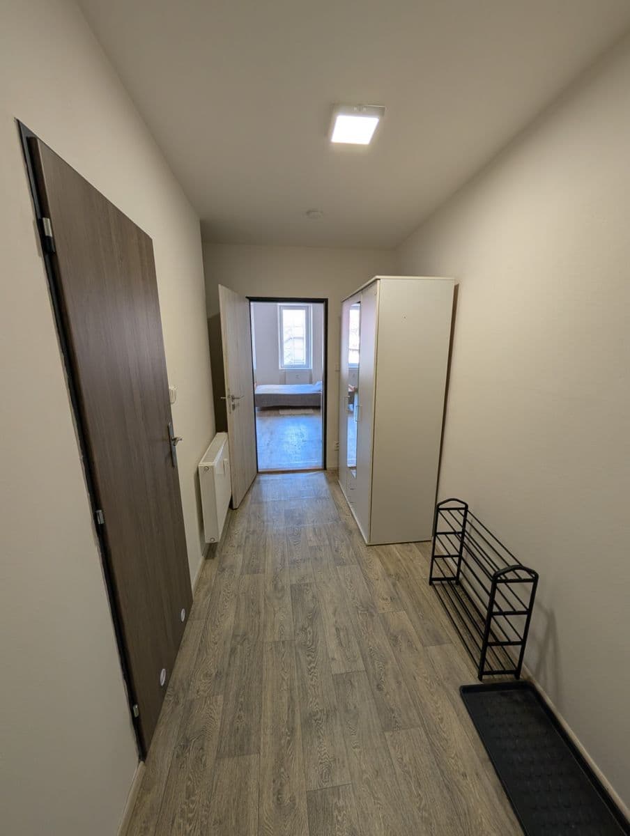Prenájom bytu 1-izbový 32 m², Bratislavská, Brno, Jihomoravský kraj Prenájom bytu 1-izbový 32 m², Bratislavská, Brno, Jihomoravský kraj
