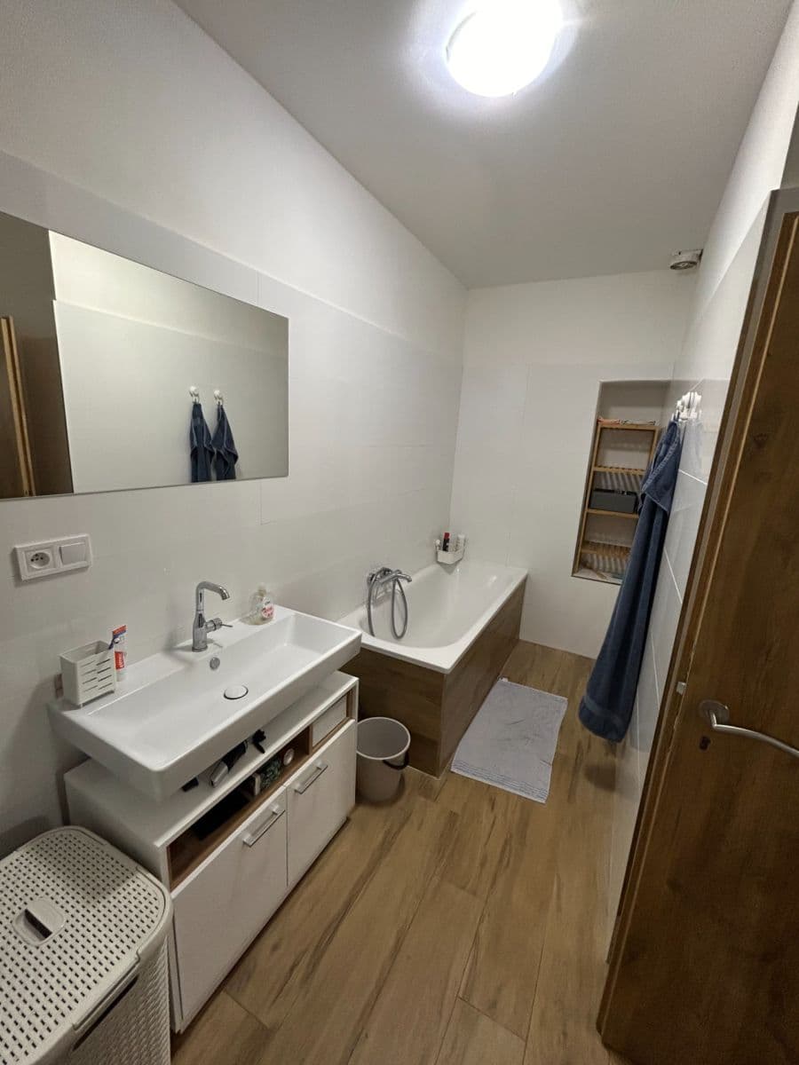 Prenájom bytu 2-izbový 85 m², Jiránkova, Brno, Jihomoravský kraj Prenájom bytu 2-izbový 85 m², Jiránkova, Brno, Jihomoravský kraj