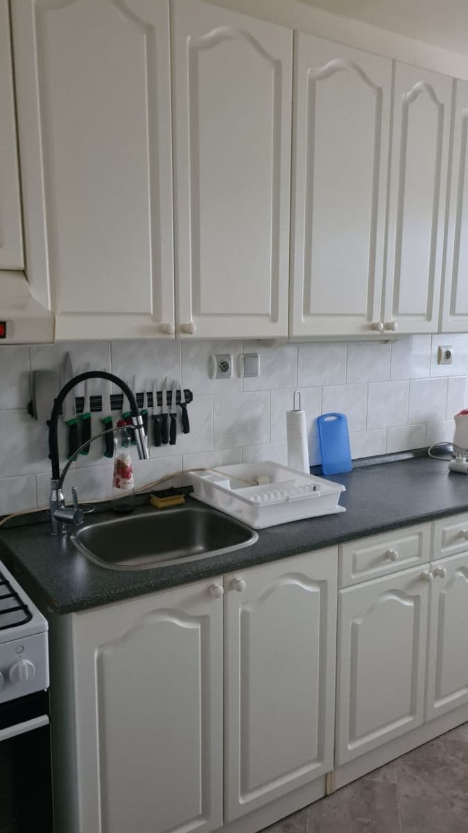 Prenájom bytu 3-izbový 70 m², Žiželická, Praha, Praha Prenájom bytu 3-izbový 70 m², Žiželická, Praha, Praha