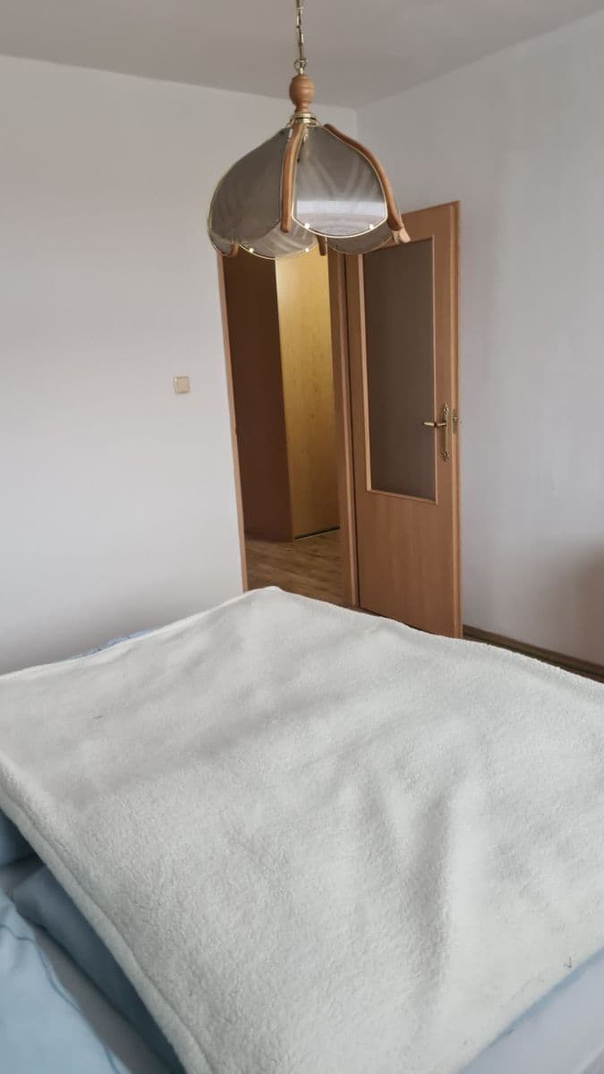 Prenájom bytu 3-izbový 70 m², Žiželická, Praha, Praha Prenájom bytu 3-izbový 70 m², Žiželická, Praha, Praha