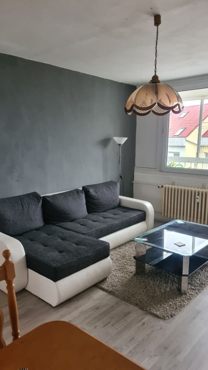 Prenájom bytu 3-izbový 70 m², Žiželická, Praha, Praha Prenájom bytu 3-izbový 70 m², Žiželická, Praha, Praha