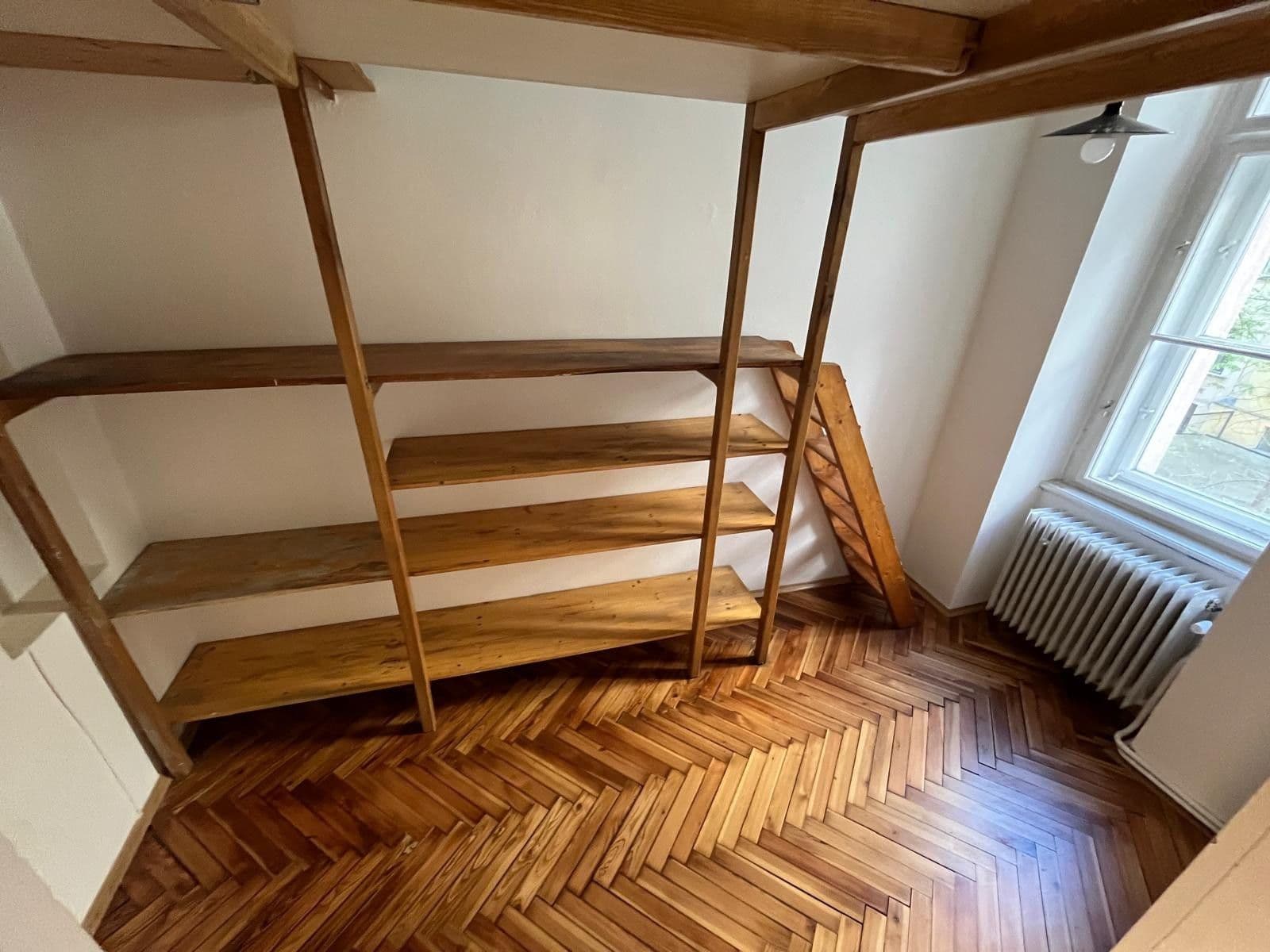 Prenájom bytu 4-izbový 120 m², Náplavní, Praha, Praha Prenájom bytu 4-izbový 120 m², Náplavní, Praha, Praha