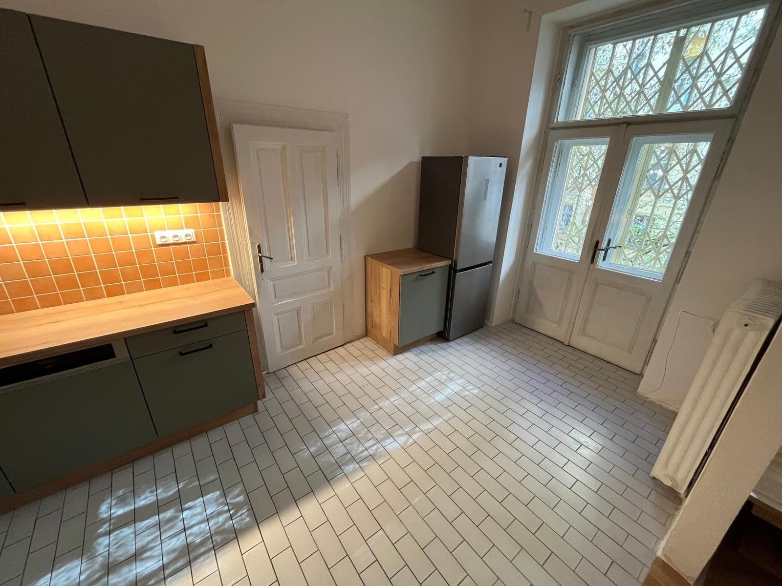 Prenájom bytu 4-izbový 120 m², Náplavní, Praha, Praha Prenájom bytu 4-izbový 120 m², Náplavní, Praha, Praha