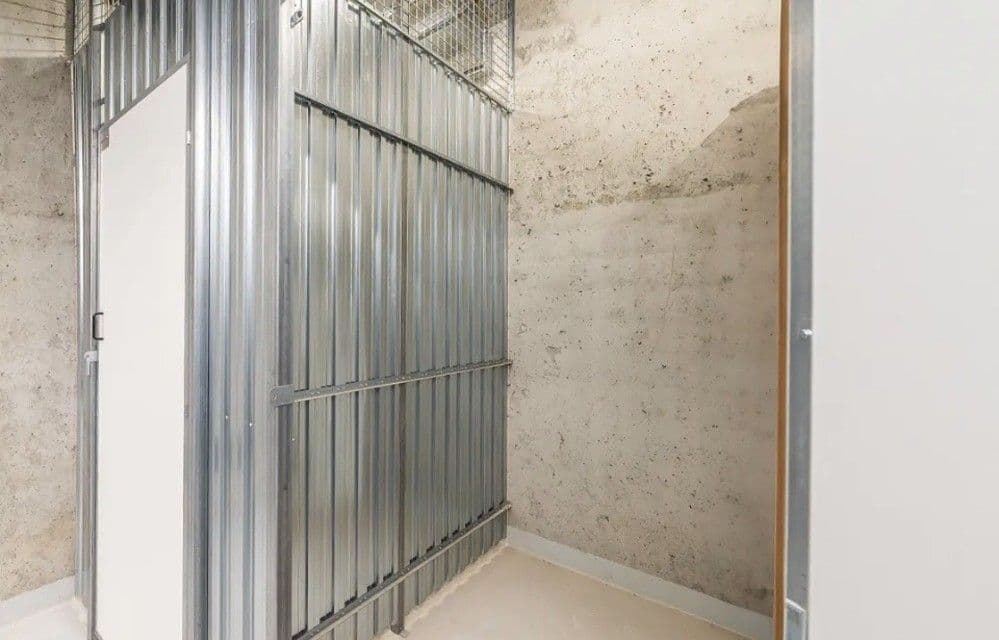 Prenájom bytu 1-izbový 37 m², Nurmiho, Praha, Praha Prenájom bytu 1-izbový 37 m², Nurmiho, Praha, Praha