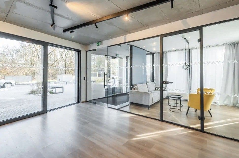Prenájom bytu 1-izbový 37 m², Nurmiho, Praha, Praha Prenájom bytu 1-izbový 37 m², Nurmiho, Praha, Praha