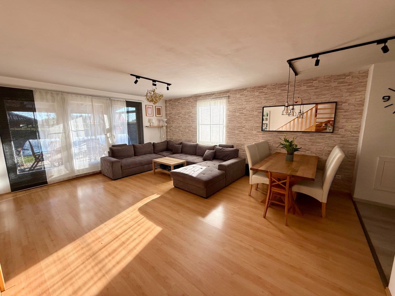 Prenájom domu 160 m², pozemek 463 m², Západní, Bradlec, Středočeský kraj Prenájom domu 160 m², pozemek 463 m², Západní, Bradlec, Středočeský kraj