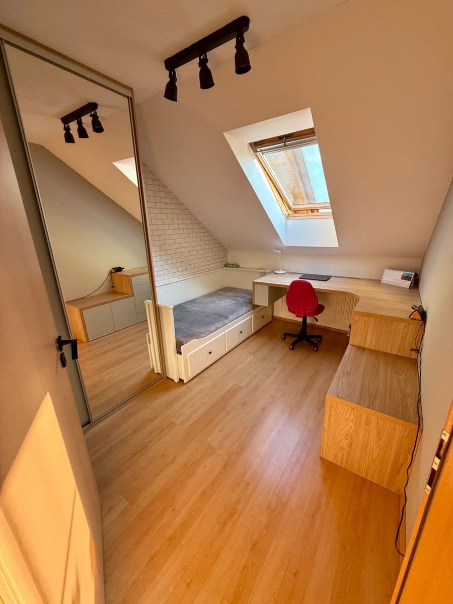 Prenájom domu 160 m², pozemek 463 m², Západní, Bradlec, Středočeský kraj Prenájom domu 160 m², pozemek 463 m², Západní, Bradlec, Středočeský kraj