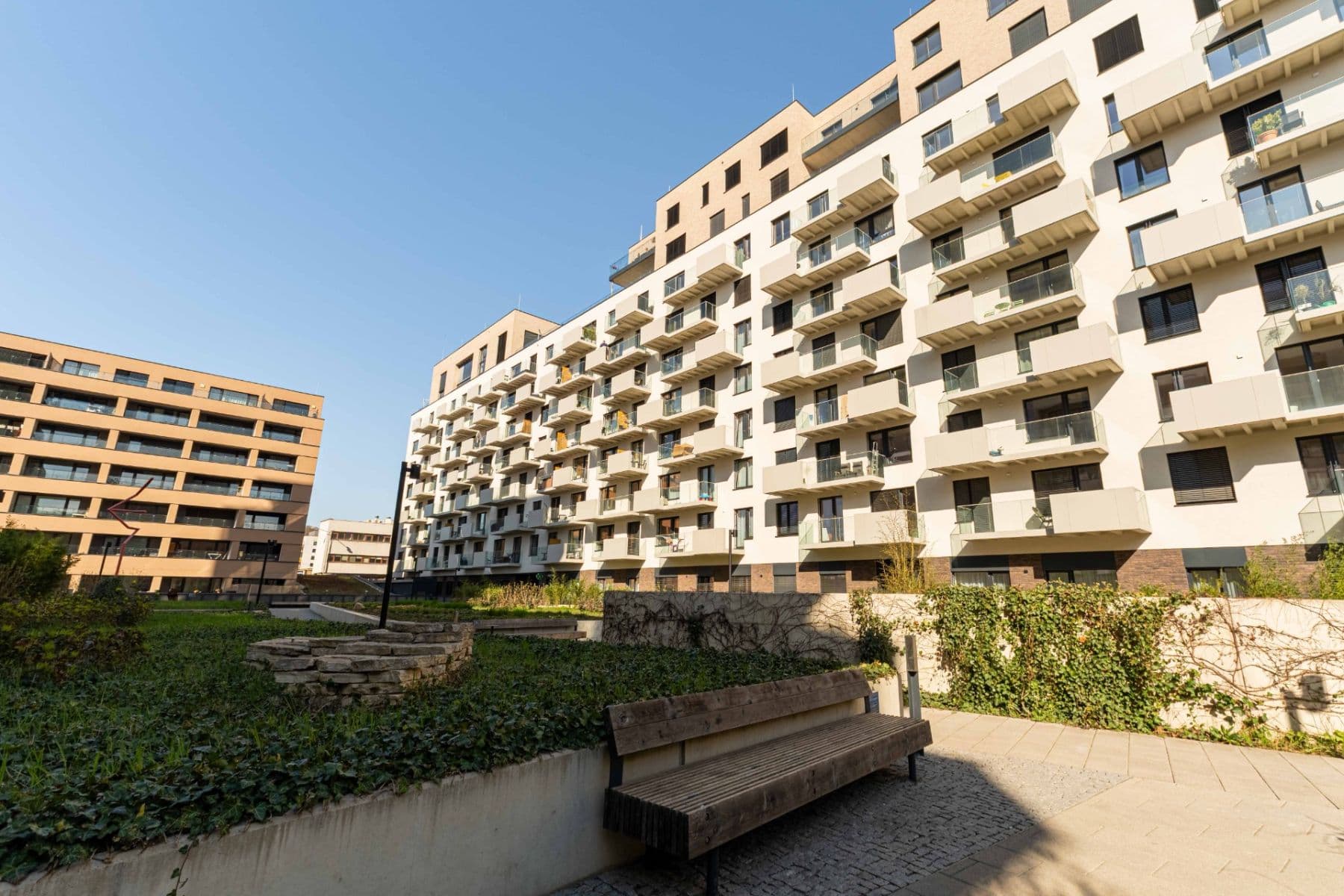 Prenájom bytu 2-izbový 59 m², Fafkových, Praha, Praha Prenájom bytu 2-izbový 59 m², Fafkových, Praha, Praha