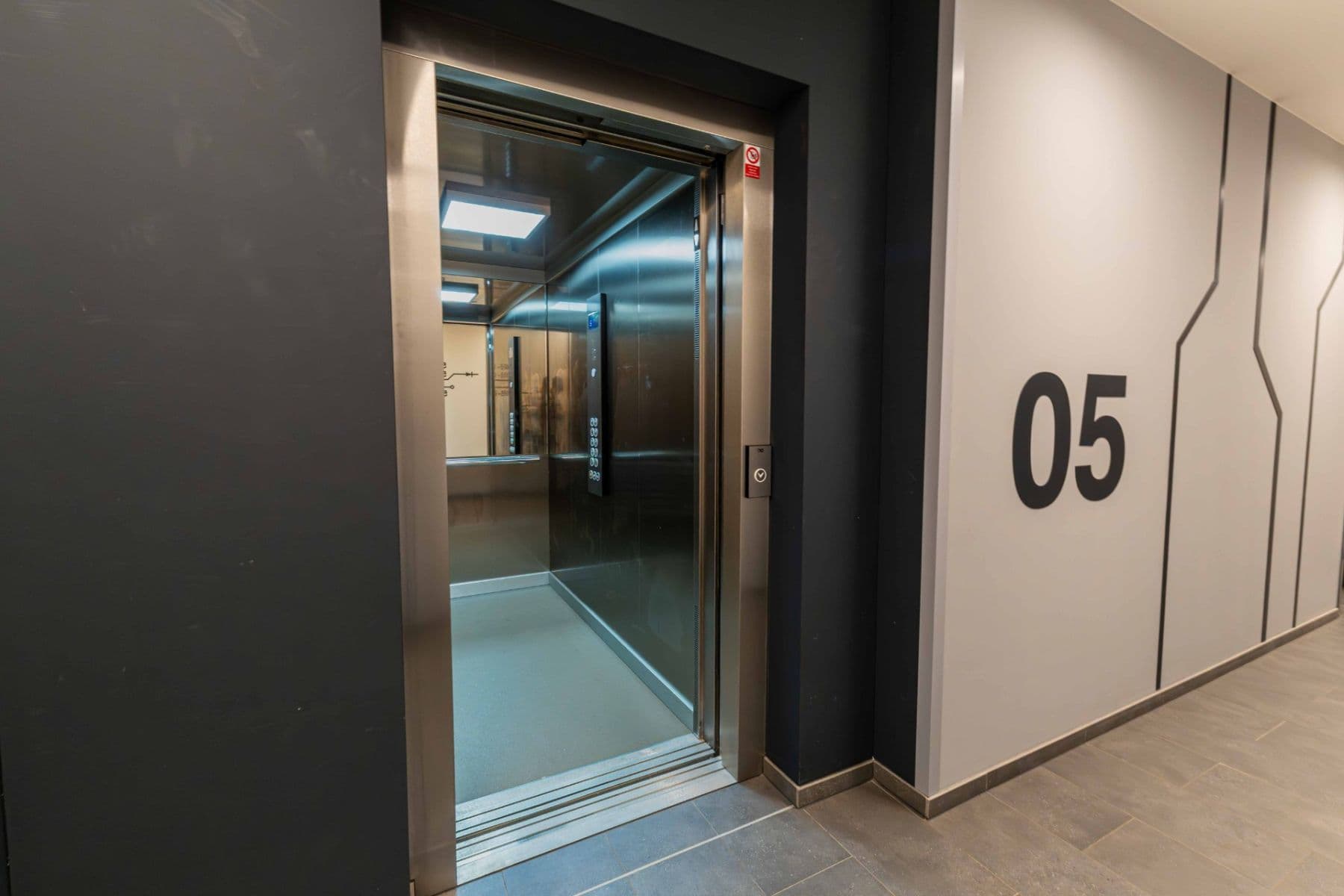 Prenájom bytu 2-izbový 59 m², Fafkových, Praha, Praha Prenájom bytu 2-izbový 59 m², Fafkových, Praha, Praha