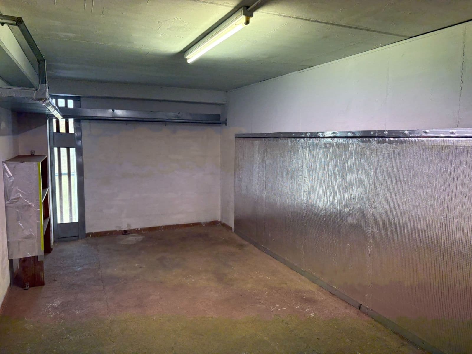 Prenájom garáže 18 m², Pavrovského, Praha, Praha Prenájom garáže 18 m², Pavrovského, Praha, Praha