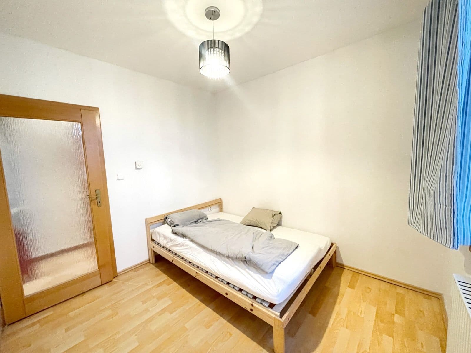 Prenájom bytu 2-izbový 42 m², Sevastopolská, Praha, Praha Prenájom bytu 2-izbový 42 m², Sevastopolská, Praha, Praha