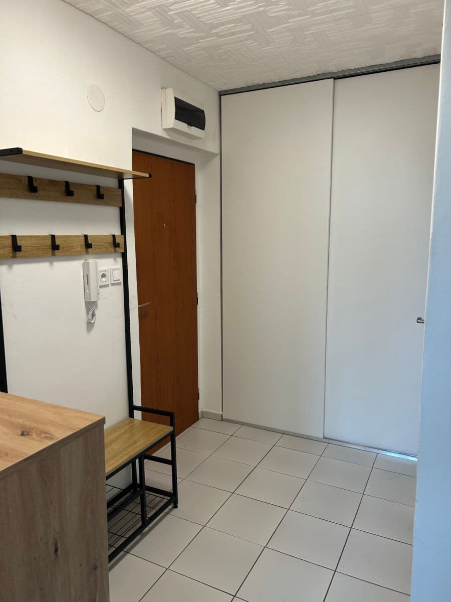 Predaj bytu 2-izbový 42 m², Sídliště II., Netvořice, Středočeský kraj Predaj bytu 2-izbový 42 m², Sídliště II., Netvořice, Středočeský kraj
