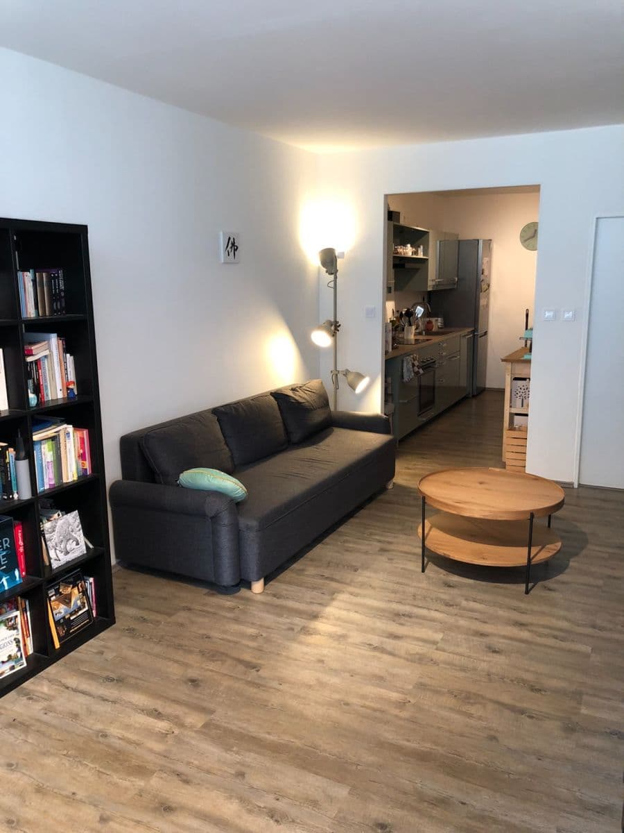 Predaj bytu 3-izbový 86 m², Dr. Janského, Černošice, Středočeský kraj Predaj bytu 3-izbový 86 m², Dr. Janského, Černošice, Středočeský kraj