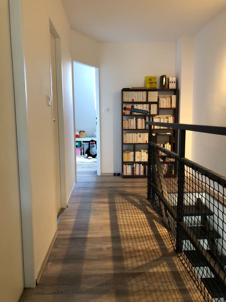 Predaj bytu 3-izbový 86 m², Dr. Janského, Černošice, Středočeský kraj Predaj bytu 3-izbový 86 m², Dr. Janského, Černošice, Středočeský kraj