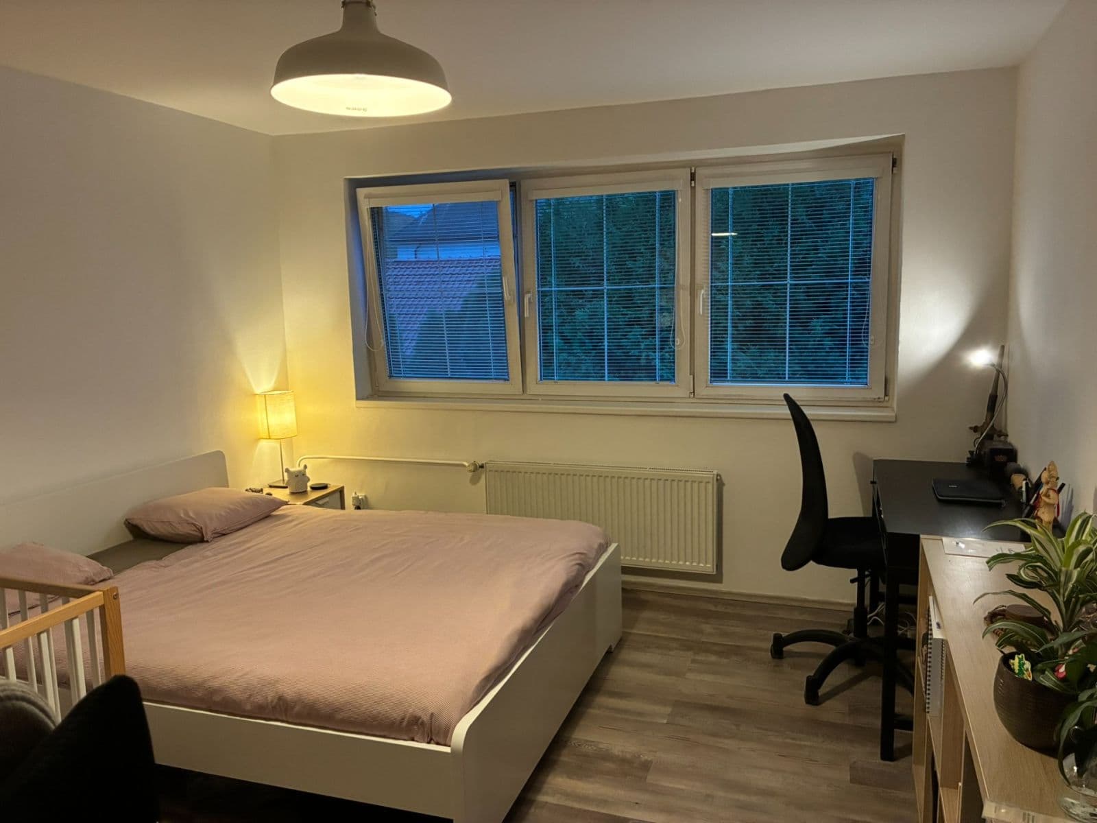 Predaj bytu 3-izbový 86 m², Dr. Janského, Černošice, Středočeský kraj Predaj bytu 3-izbový 86 m², Dr. Janského, Černošice, Středočeský kraj