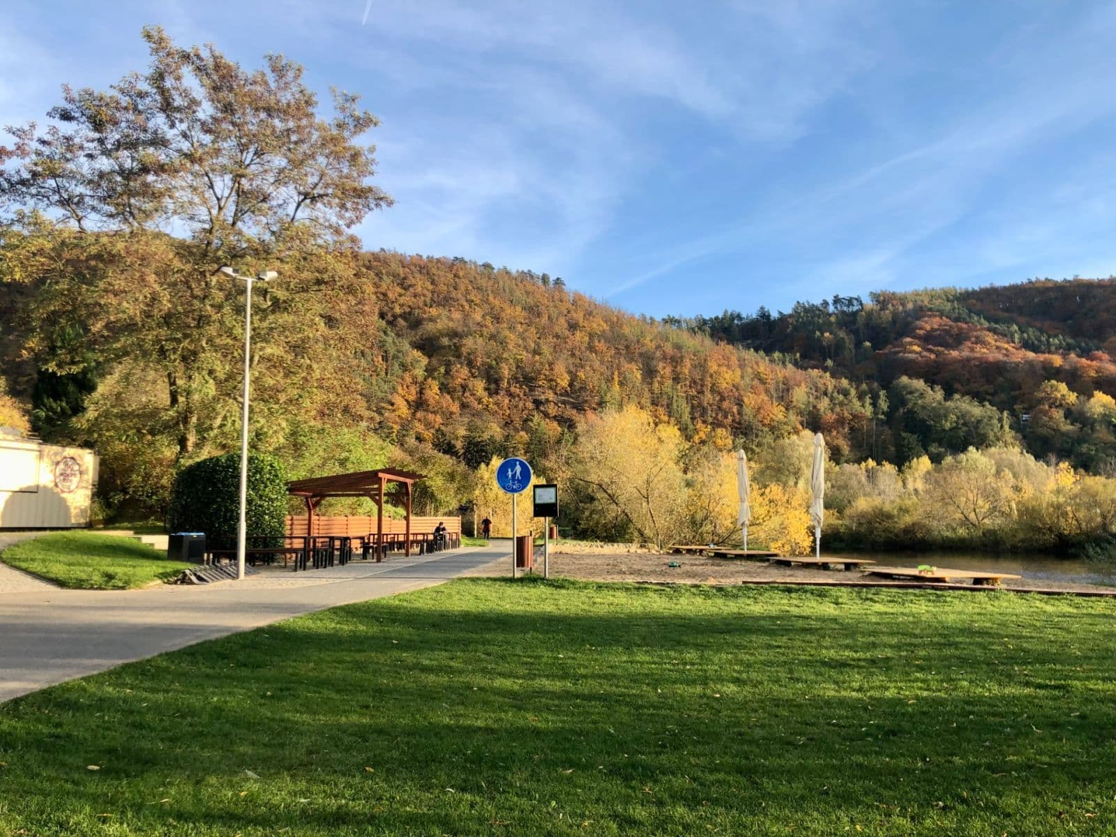 Predaj bytu 3-izbový 86 m², Dr. Janského, Černošice, Středočeský kraj Predaj bytu 3-izbový 86 m², Dr. Janského, Černošice, Středočeský kraj