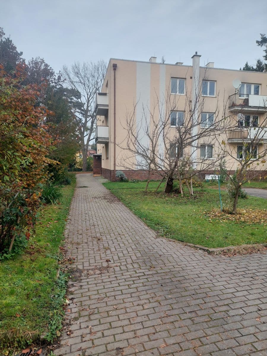 Prenájom bytu 2-izbový 53 m², Višňová, Praha, Praha Prenájom bytu 2-izbový 53 m², Višňová, Praha, Praha