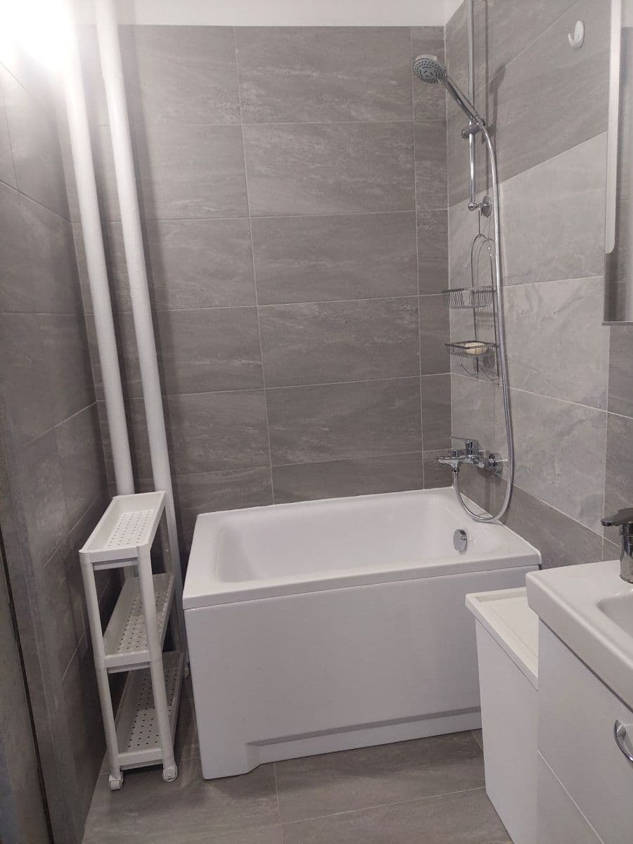 Prenájom bytu 2-izbový 53 m², Višňová, Praha, Praha Prenájom bytu 2-izbový 53 m², Višňová, Praha, Praha