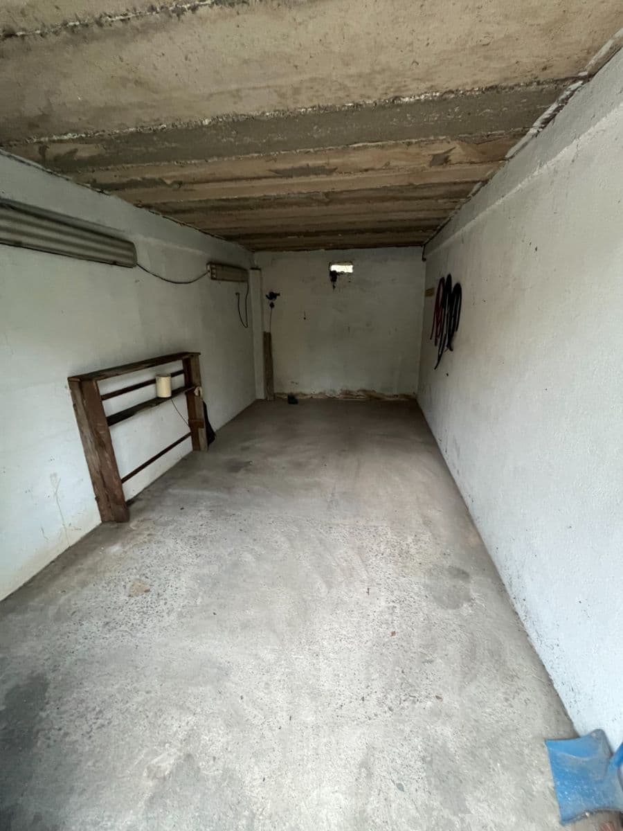 Prenájom garáže 19 m², Na Krocínce, Praha, Praha Prenájom garáže 19 m², Na Krocínce, Praha, Praha