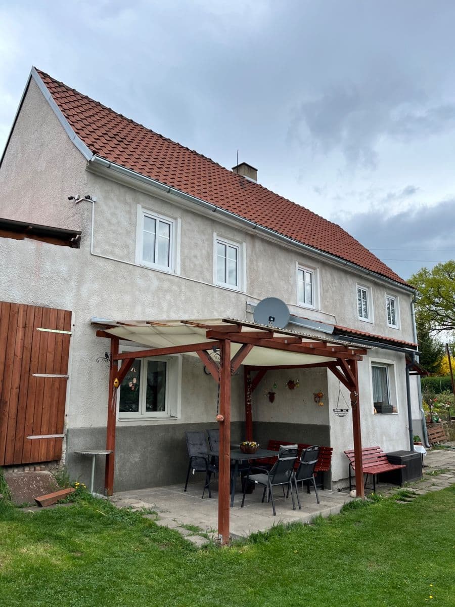 Predaj domu 231 m², pozemek 496 m², Prackovice nad Labem, Ústecký kraj Predaj domu 231 m², pozemek 496 m², Prackovice nad Labem, Ústecký kraj