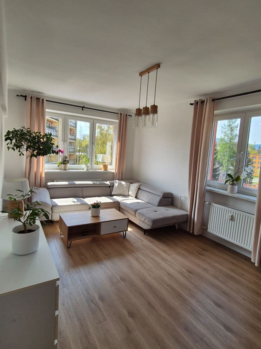 Predaj bytu 2-izbový 57 m², B. Němcové, Třinec, Moravskoslezský kraj Predaj bytu 2-izbový 57 m², B. Němcové, Třinec, Moravskoslezský kraj