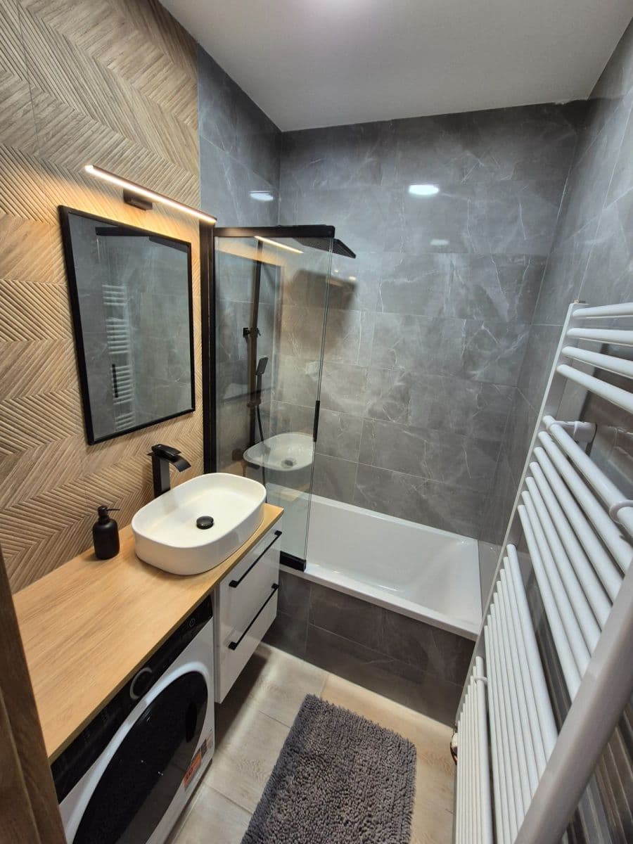 Predaj bytu 2-izbový 57 m², B. Němcové, Třinec, Moravskoslezský kraj Predaj bytu 2-izbový 57 m², B. Němcové, Třinec, Moravskoslezský kraj