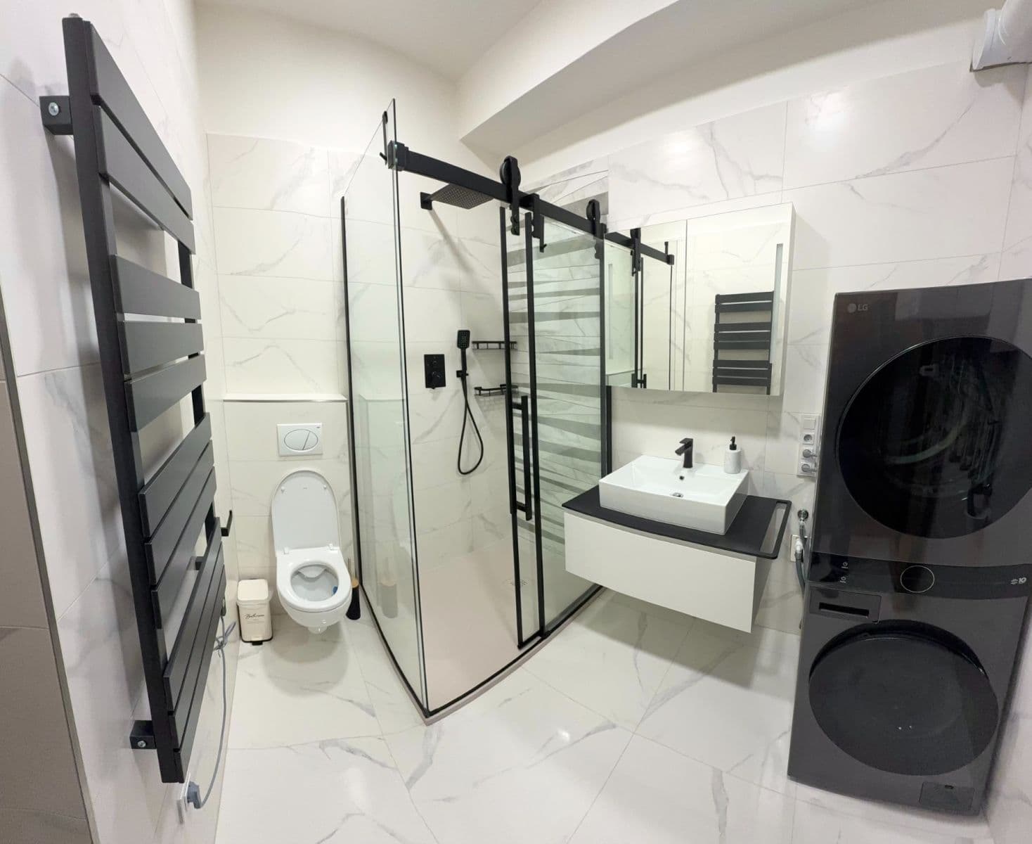 Predaj bytu 3-izbový 96 m², Neumannova, Olomouc, Olomoucký kraj Predaj bytu 3-izbový 96 m², Neumannova, Olomouc, Olomoucký kraj