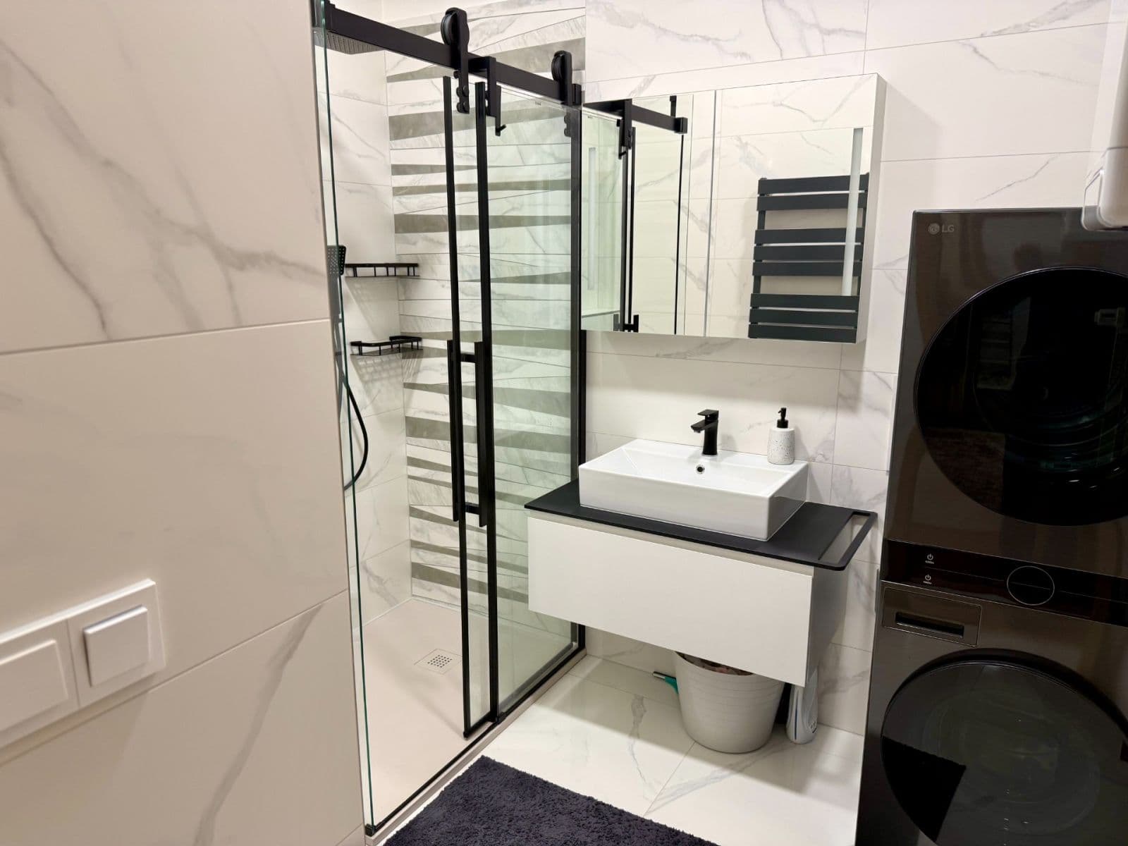 Predaj bytu 3-izbový 96 m², Neumannova, Olomouc, Olomoucký kraj Predaj bytu 3-izbový 96 m², Neumannova, Olomouc, Olomoucký kraj