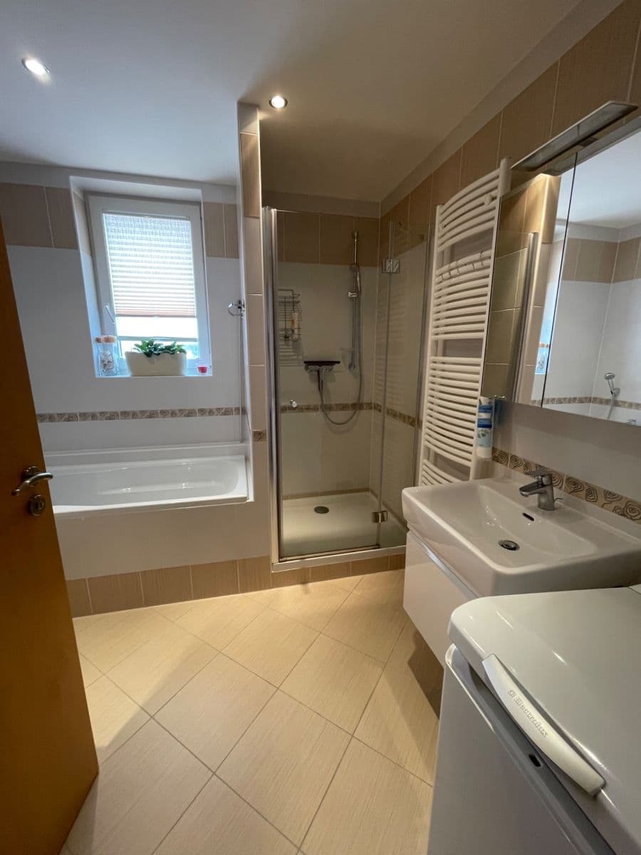 Prenájom bytu 2-izbový 63 m², Penízovková, Praha, Praha Prenájom bytu 2-izbový 63 m², Penízovková, Praha, Praha