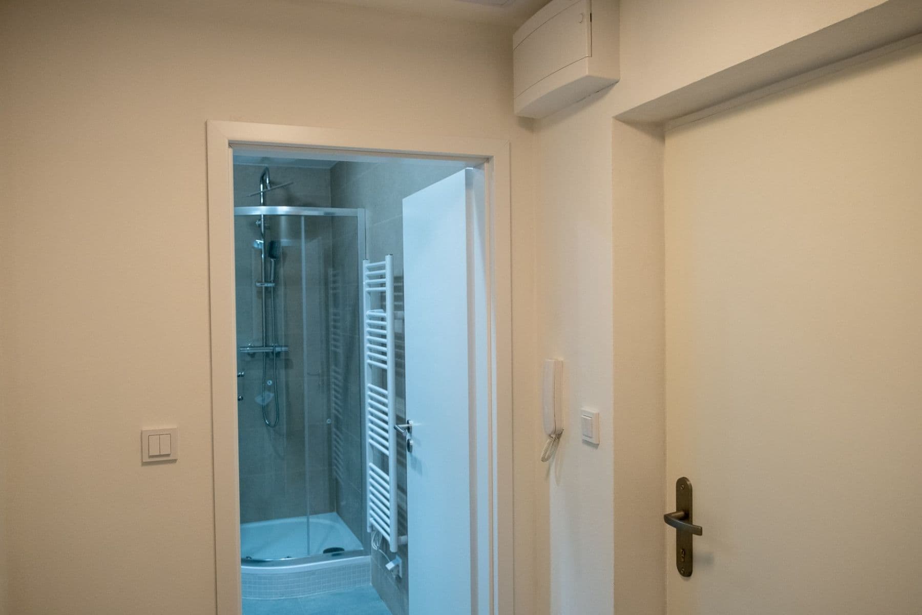 Prenájom bytu 2-izbový 36 m², Gen. Hrušky, Ostrava, Moravskoslezský kraj Prenájom bytu 2-izbový 36 m², Gen. Hrušky, Ostrava, Moravskoslezský kraj