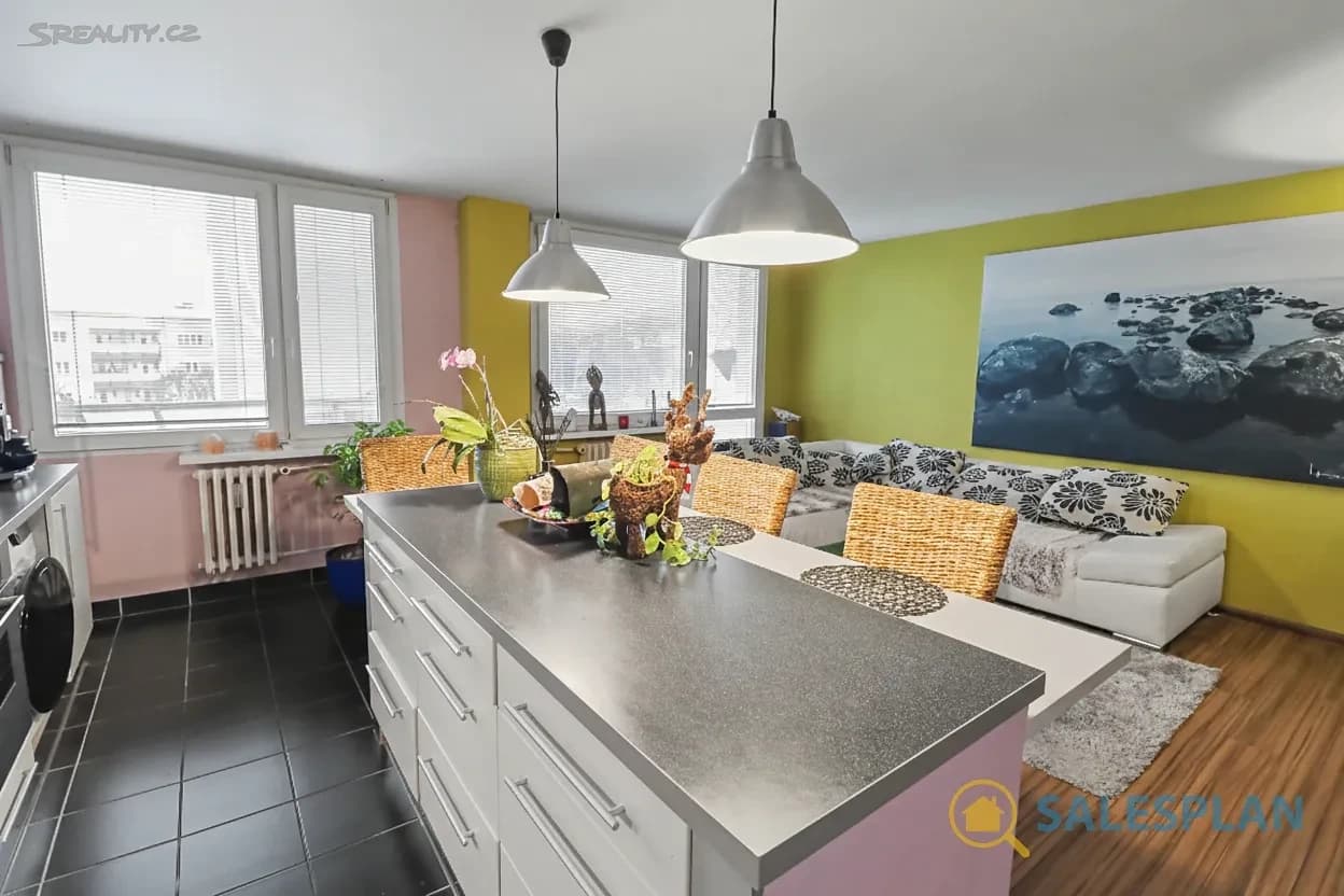 Predaj bytu 3-izbový 77 m², Děčínská, Kladno, Středočeský kraj Predaj bytu 3-izbový 77 m², Děčínská, Kladno, Středočeský kraj