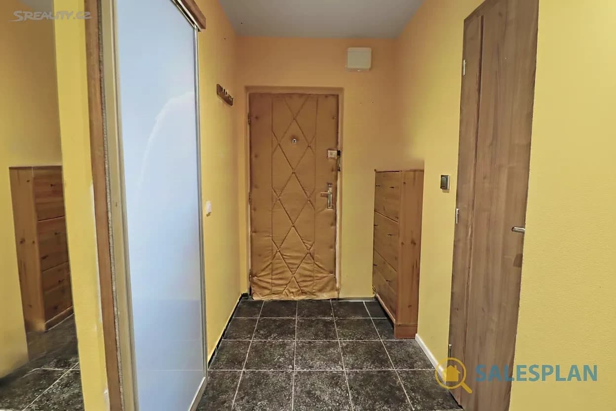 Predaj bytu 3-izbový 77 m², Děčínská, Kladno, Středočeský kraj Predaj bytu 3-izbový 77 m², Děčínská, Kladno, Středočeský kraj