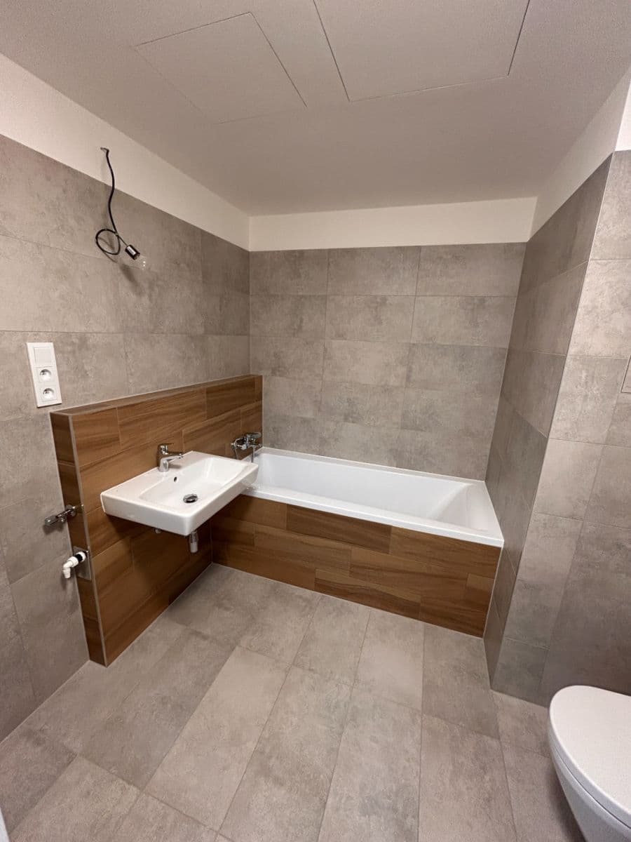 Predaj bytu 2-izbový 45 m², U Továren, Praha, Praha Predaj bytu 2-izbový 45 m², U Továren, Praha, Praha