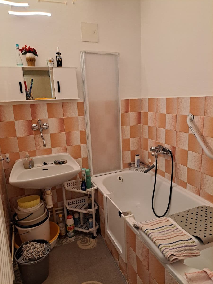 Prenájom bytu 2-izbový 56 m², Chelčického, Blansko, Jihomoravský kraj Prenájom bytu 2-izbový 56 m², Chelčického, Blansko, Jihomoravský kraj