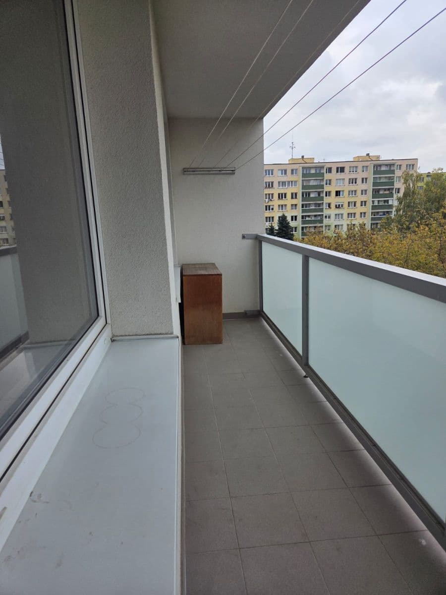 Prenájom bytu 2-izbový 40 m², Jerevanská, Kladno, Středočeský kraj Prenájom bytu 2-izbový 40 m², Jerevanská, Kladno, Středočeský kraj