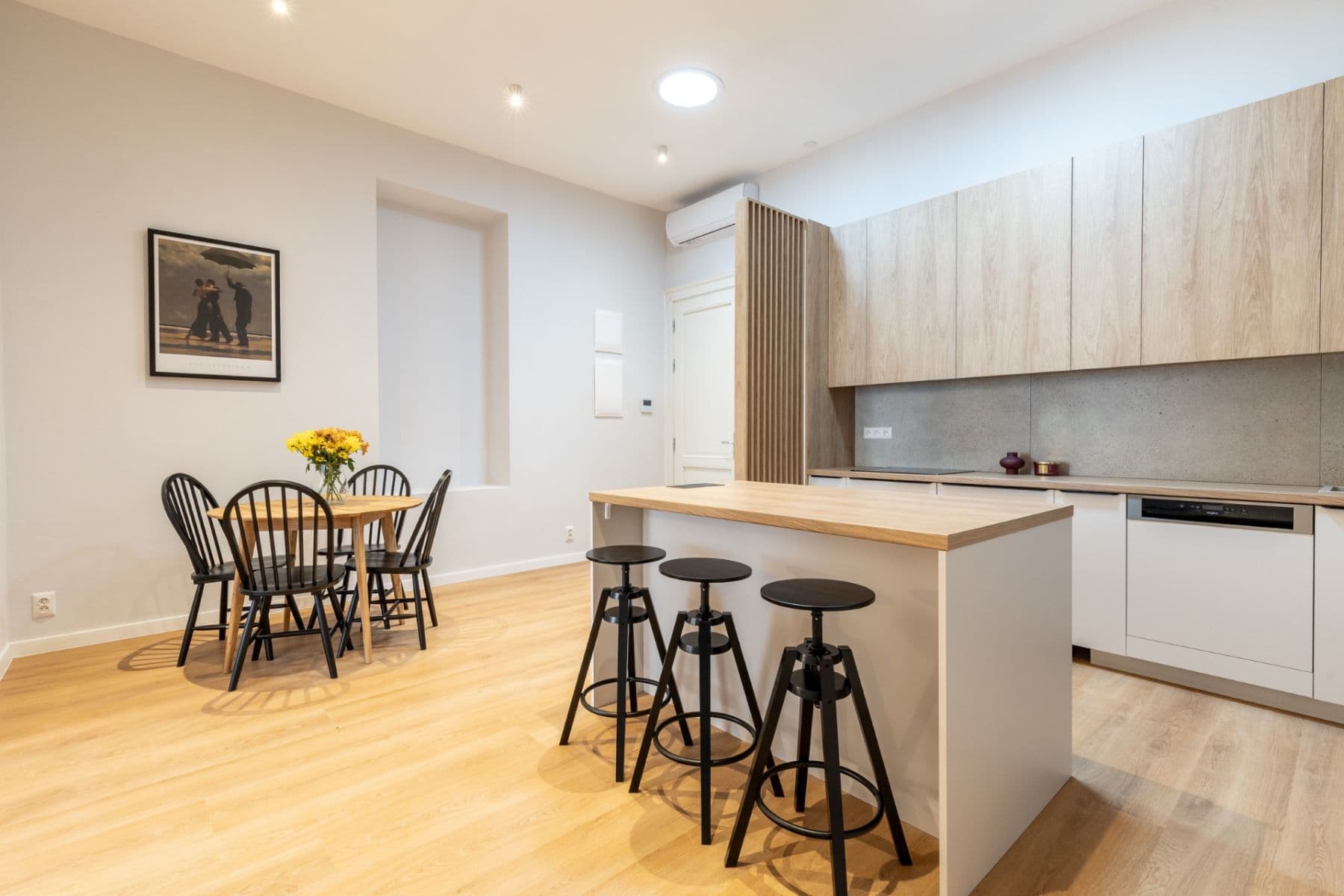 Prenájom bytu 2-izbový 80 m², Mäsiarska, Košice - mestská časť Staré Mesto, Košický kraj Prenájom bytu 2-izbový 80 m², Mäsiarska, Košice - mestská časť Staré Mesto, Košický kraj