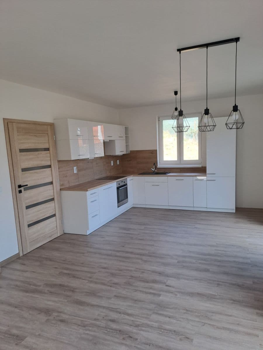 Prenájom domu 110 m², pozemek 720 m², Mnichovice, Středočeský kraj Prenájom domu 110 m², pozemek 720 m², Mnichovice, Středočeský kraj