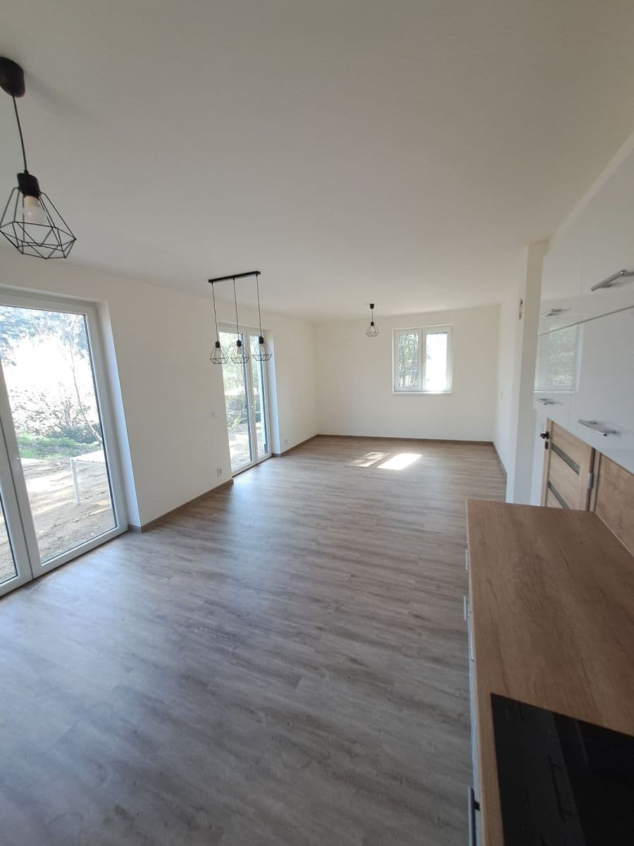 Prenájom domu 110 m², pozemek 720 m², Mnichovice, Středočeský kraj Prenájom domu 110 m², pozemek 720 m², Mnichovice, Středočeský kraj