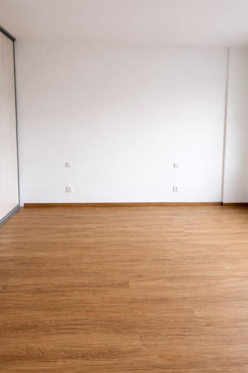 Prenájom bytu 3-izbový 66 m², Pod Brentovou, Praha, Praha Prenájom bytu 3-izbový 66 m², Pod Brentovou, Praha, Praha