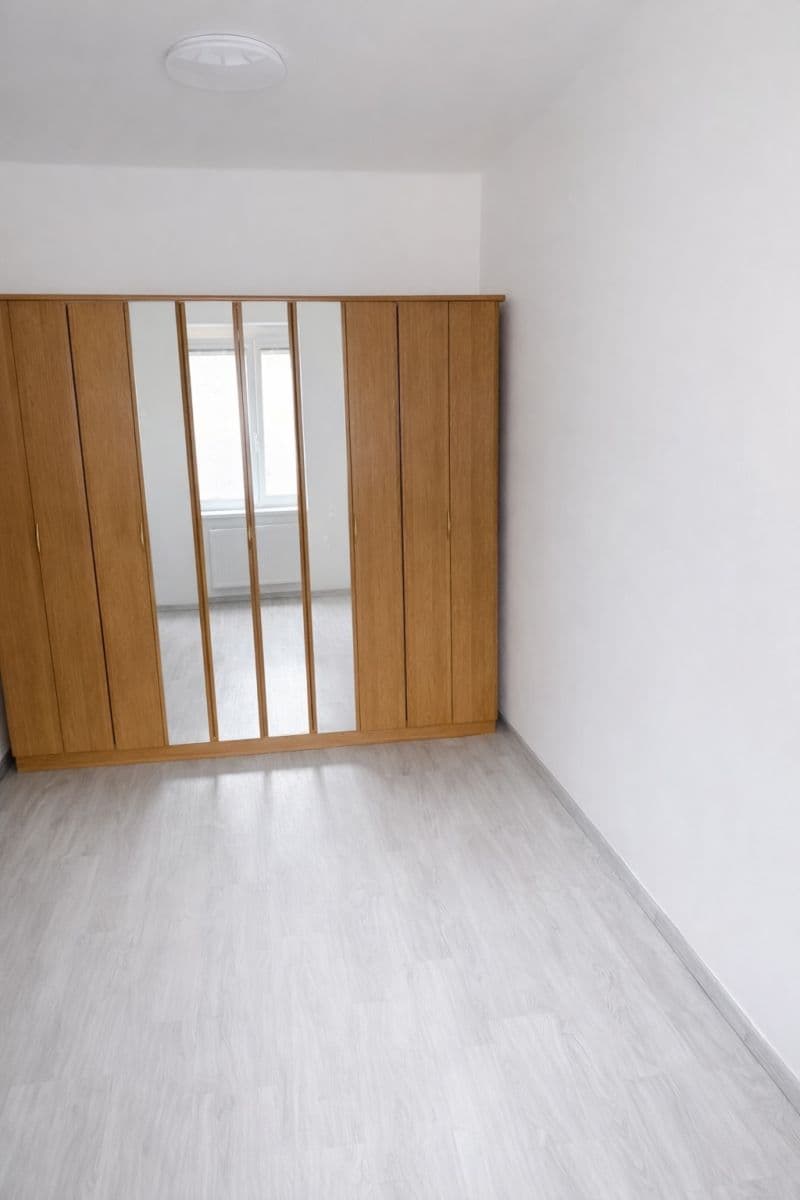 Prenájom bytu 3-izbový 66 m², Pod Brentovou, Praha, Praha Prenájom bytu 3-izbový 66 m², Pod Brentovou, Praha, Praha