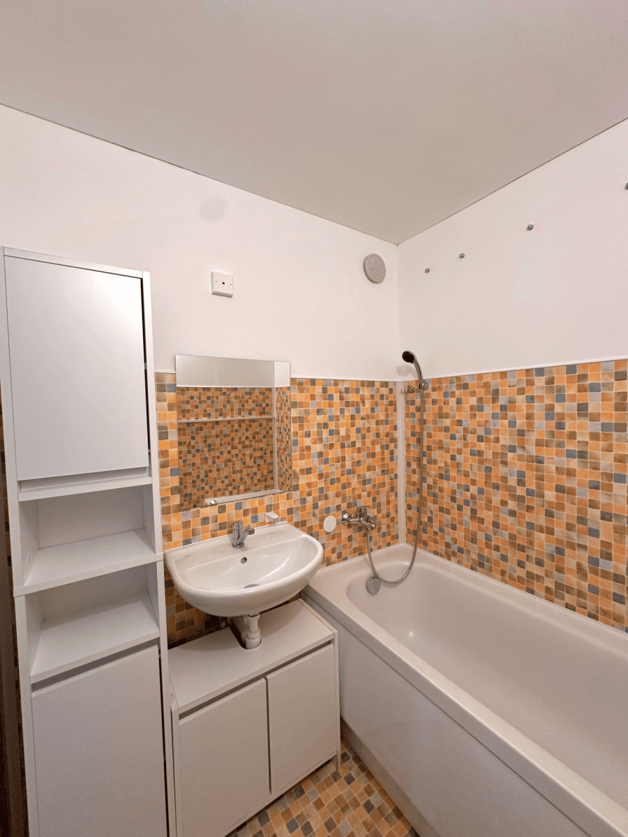 Prenájom bytu 3-izbový 68 m², Pivovarská, Fulnek, Moravskoslezský kraj Prenájom bytu 3-izbový 68 m², Pivovarská, Fulnek, Moravskoslezský kraj