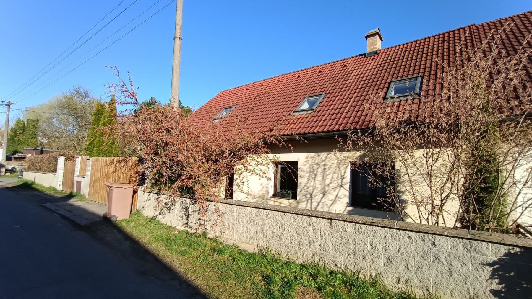 Predaj domu 220 m², pozemek 445 m², Stará cesta, Zlín, Zlínský kraj Predaj domu 220 m², pozemek 445 m², Stará cesta, Zlín, Zlínský kraj