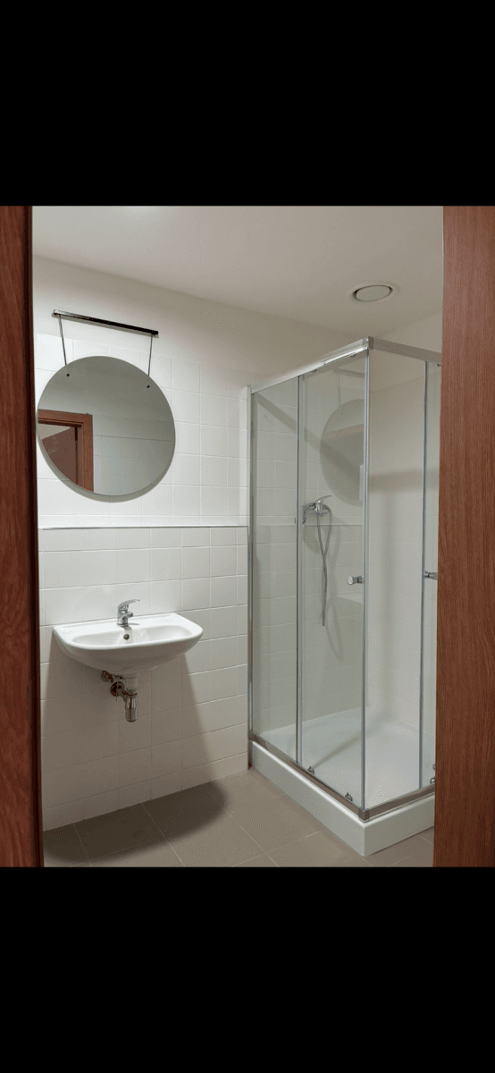 Prenájom bytu 1-izbový 92 m², Pod Dvorem, Praha, Praha Prenájom bytu 1-izbový 92 m², Pod Dvorem, Praha, Praha