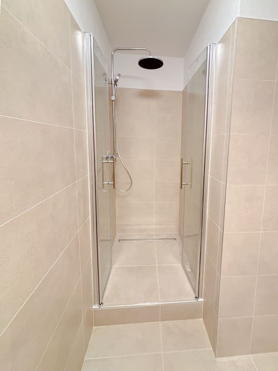 Prenájom bytu 3-izbový 71 m², Vondroušova, Praha, Praha Prenájom bytu 3-izbový 71 m², Vondroušova, Praha, Praha