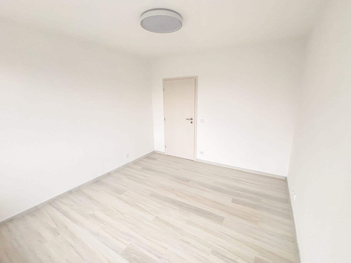 Prenájom bytu 3-izbový 71 m², Vondroušova, Praha, Praha Prenájom bytu 3-izbový 71 m², Vondroušova, Praha, Praha