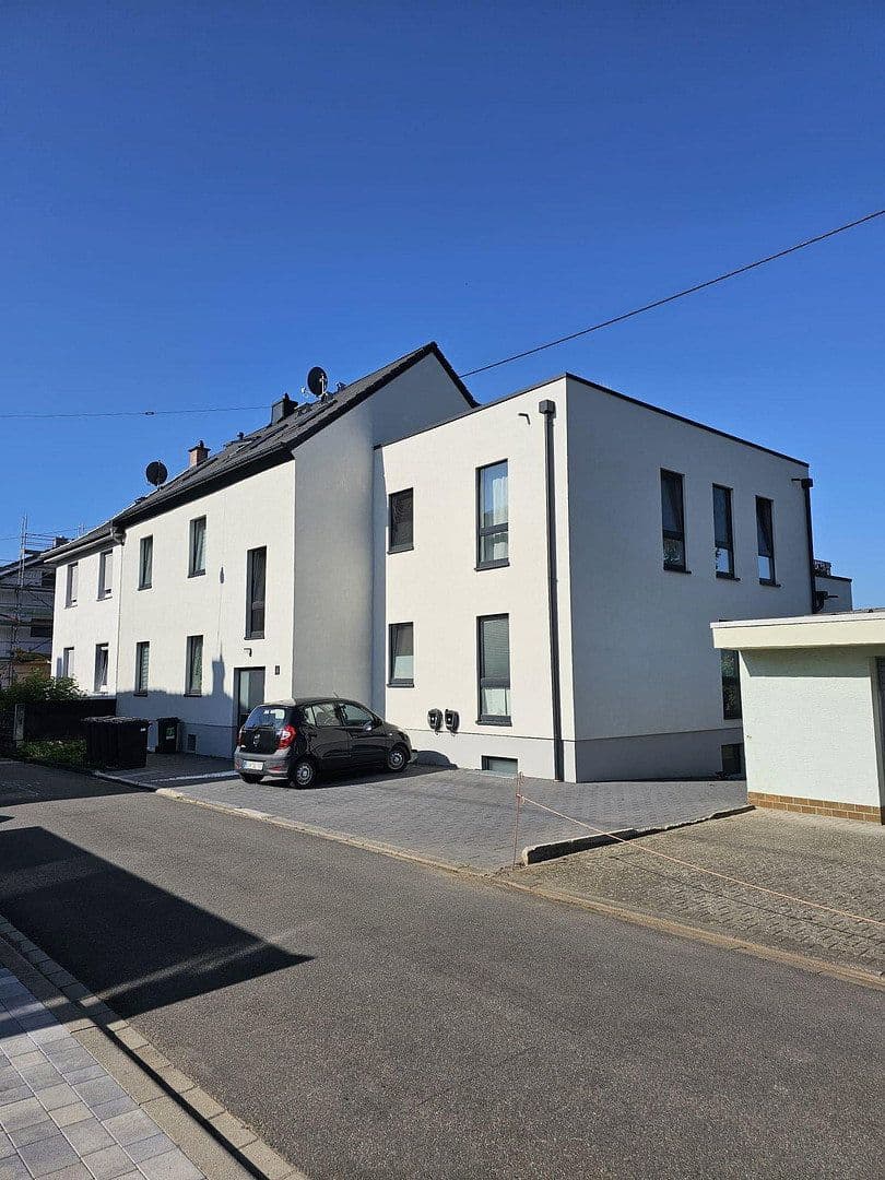 Prenájom bytu 2-izbový 72 m², Malmedyer stt. 4, Wiesbaden, Hesensko Prenájom bytu 2-izbový 72 m², Malmedyer stt. 4, Wiesbaden, Hesensko