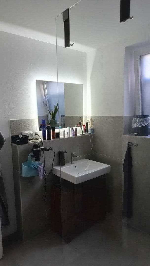 Prenájom bytu 2-izbový 72 m², Malmedyer stt. 4, Wiesbaden, Hesensko Prenájom bytu 2-izbový 72 m², Malmedyer stt. 4, Wiesbaden, Hesensko