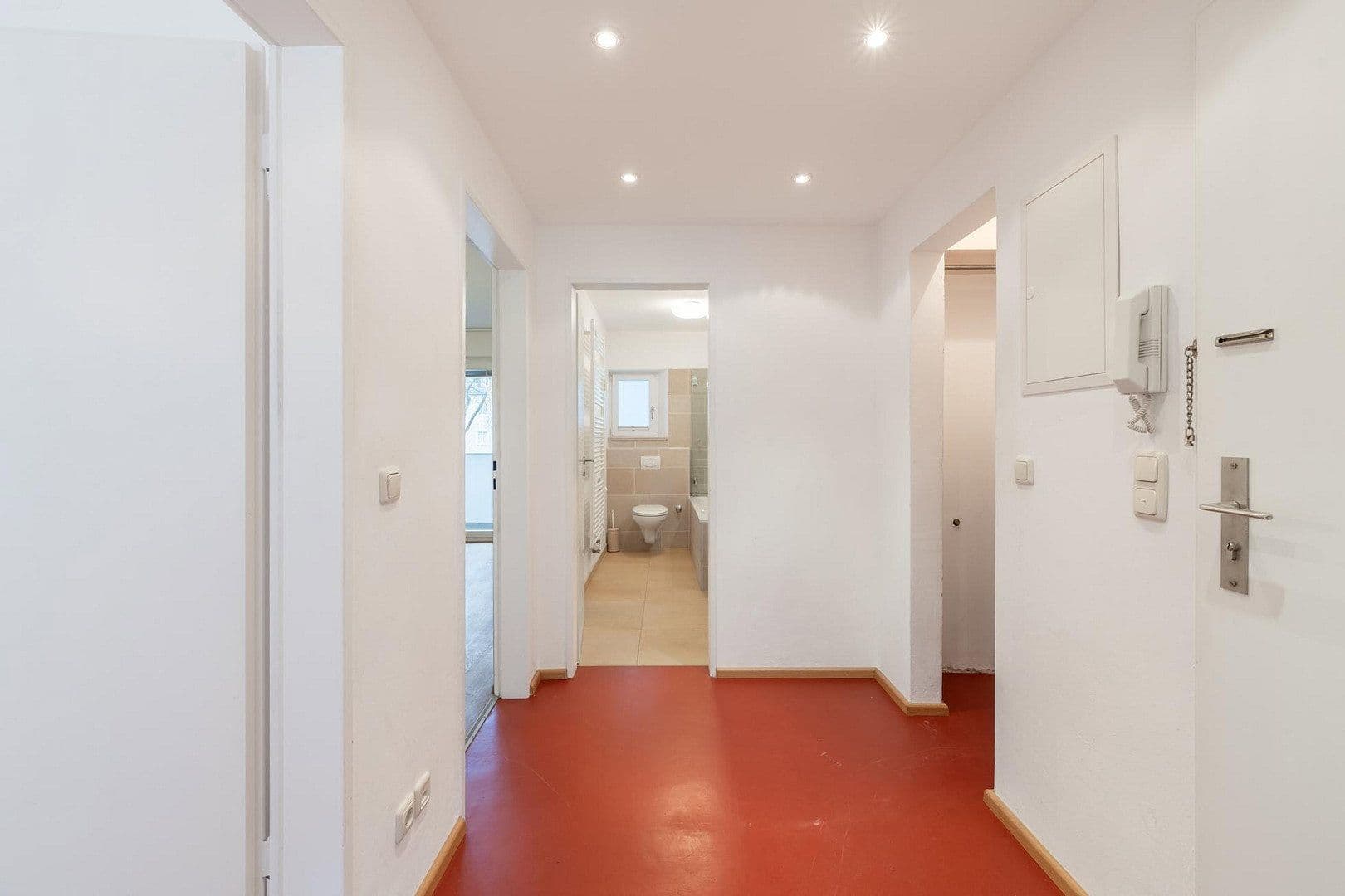 Prenájom bytu 2-izbový 58 m², Lenzfriederstrasse, München, Bavorsko Prenájom bytu 2-izbový 58 m², Lenzfriederstrasse, München, Bavorsko